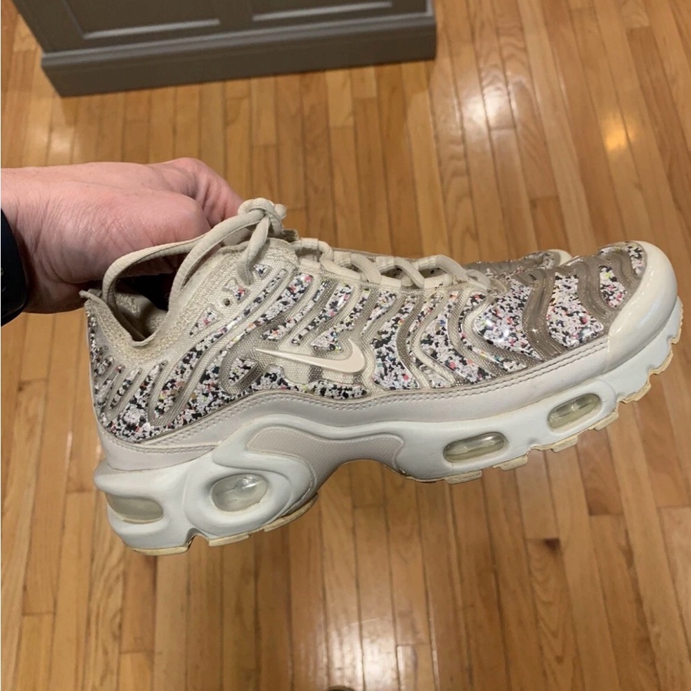 Nike Sample Promo Air Max Plus Recycle AR0970-002 Wmns Size 6.5 Rare Well Worn - Picture 1 of 4